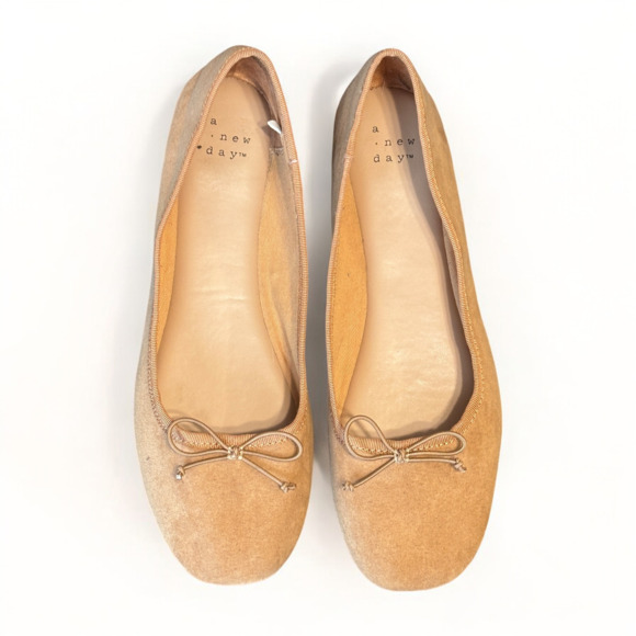 Suede Tan Ballet Flats Size 7 - Picture 1 of 13